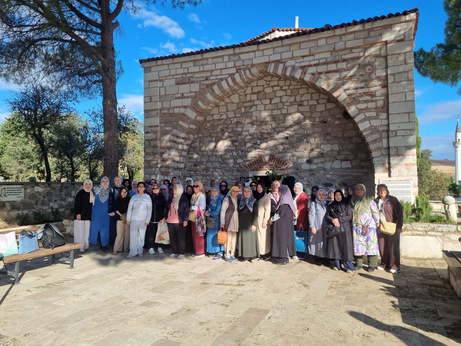 İZMİR TÜRBELERİ GEZİ TOPLULUĞU KULA TURU