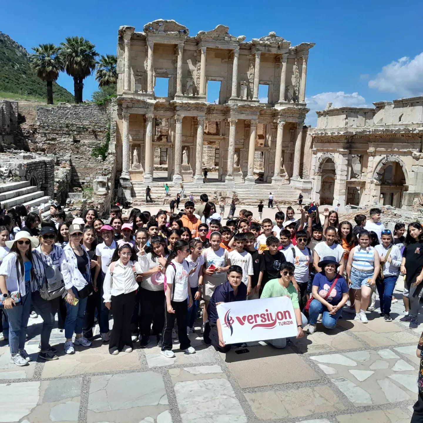 ŞEHİT EGEMEN ÖZTÜRK ORTAOKULU EFES ŞİRİNCE TURU